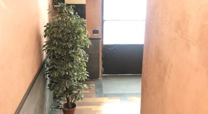 Laboratorio di 121 m² in Genova (16149)