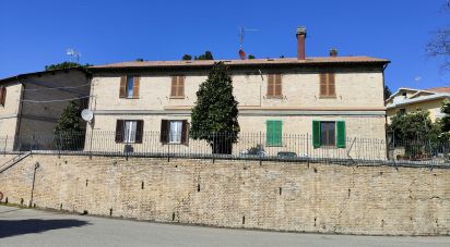 Trilocale di 67 m² a Montalto delle Marche (63068)
