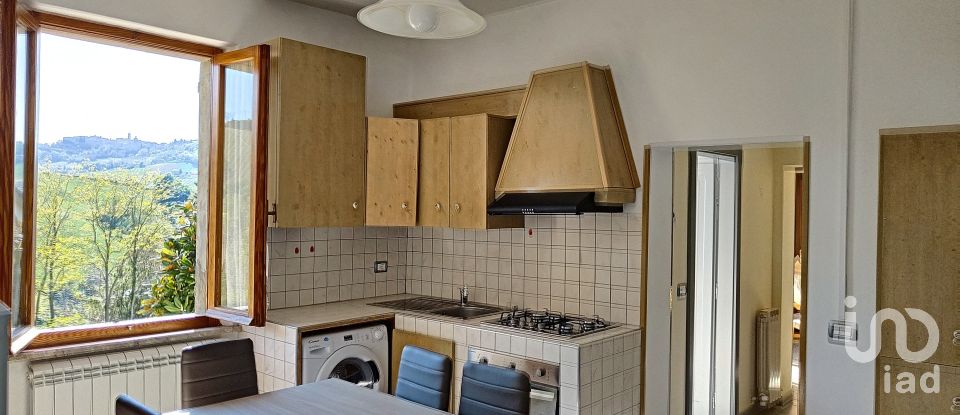 Three-room apartment of 67 m² in Montalto delle Marche (63068)