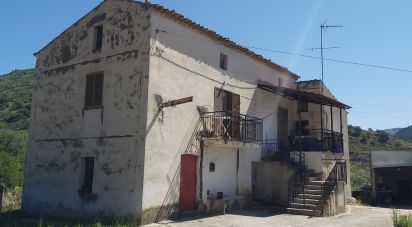 Townhouse 7 rooms of 150 m² in Amantea (87032)