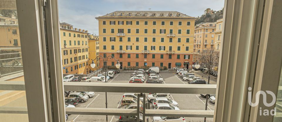 Four-room apartment of 73 m² in Genova (16126)