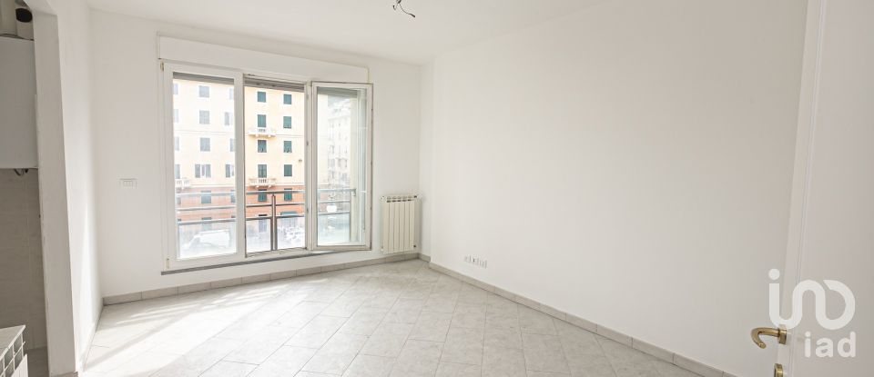 Four-room apartment of 73 m² in Genova (16126)