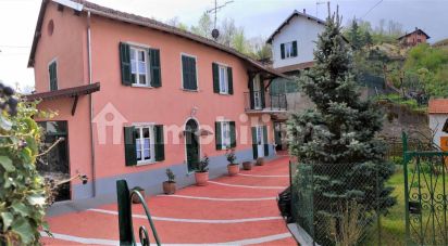 Town house 8 rooms of 140 sq m in Stazzano (15060)