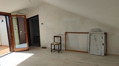 Attico / Mansarda / Loft 5 locali di 97 m² a Giulianova (64021)