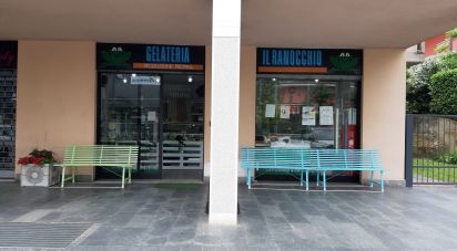 Shop / premises commercial of 120 sq m in Bernareggio (20881)