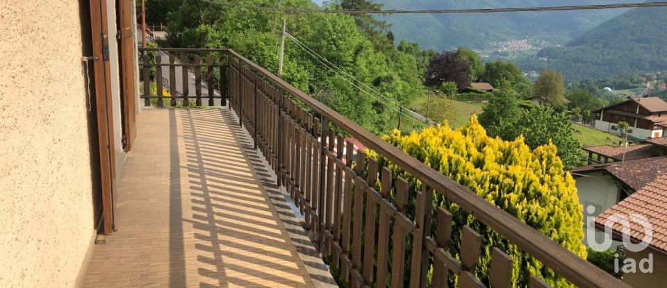 Casa indipendente / Villa 8 locali di 185 m² in San Fedele Intelvi (22028)