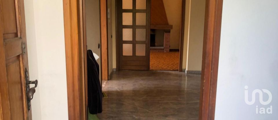 Casa indipendente / Villa 8 locali di 185 m² in San Fedele Intelvi (22028)