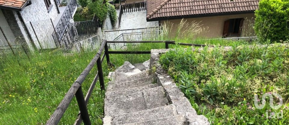 Casa indipendente / Villa 8 locali di 185 m² in San Fedele Intelvi (22028)