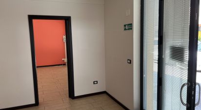 Shop / premises commercial of 65 m² in Porto San Giorgio (63822)