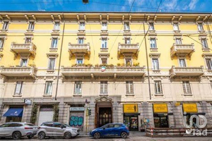 Pizzeria di 180 m² in Milano (20136)