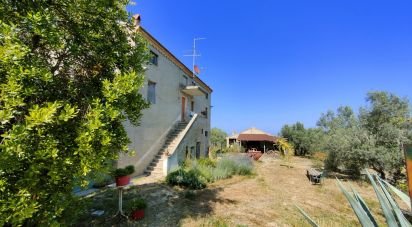 Country house 8 rooms of 600 sq m in Ripatransone (63065)