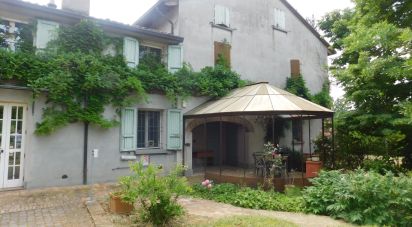 Villa storica 30 locali di 900 m² in Lugo (48022)