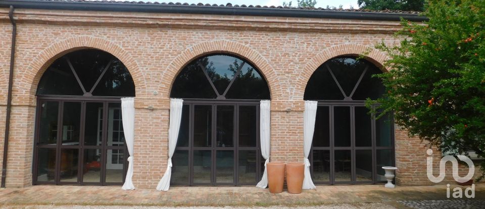 Barn conversion 30 rooms of 900 m² in Lugo (48022)