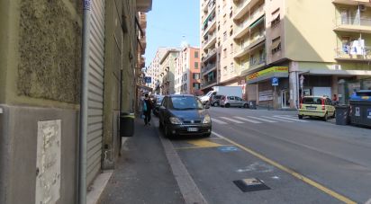 Negozio / locale commerciale di 48 m² in Genova (16149)