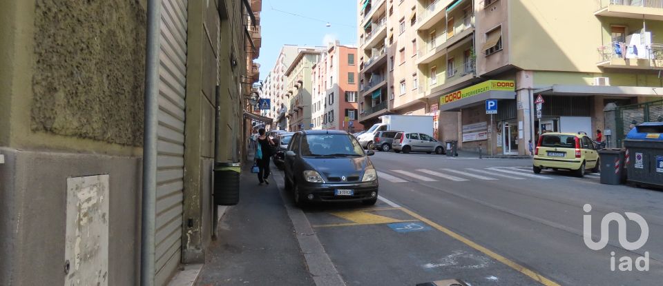Negozio / locale commerciale di 48 m² in Genova (16149)