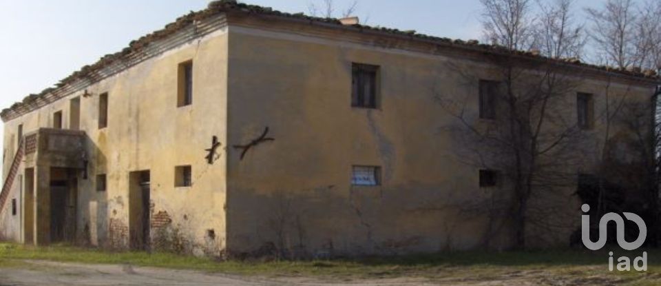 Costruzione di 400 m² in Montecarotto (60036)