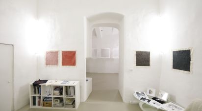 Negozio / locale commerciale di 71 m² in Genova (16123)