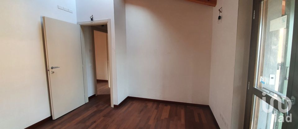 Three-room apartment of 96 m² in Palazzago (24030)