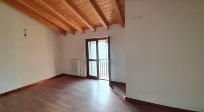 Three-room apartment of 109 sq m in Palazzago (24030)