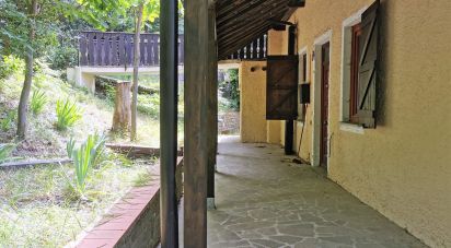 Casa indipendente / Villa 5 locali di 140 m² in Pontinvrea (17042)