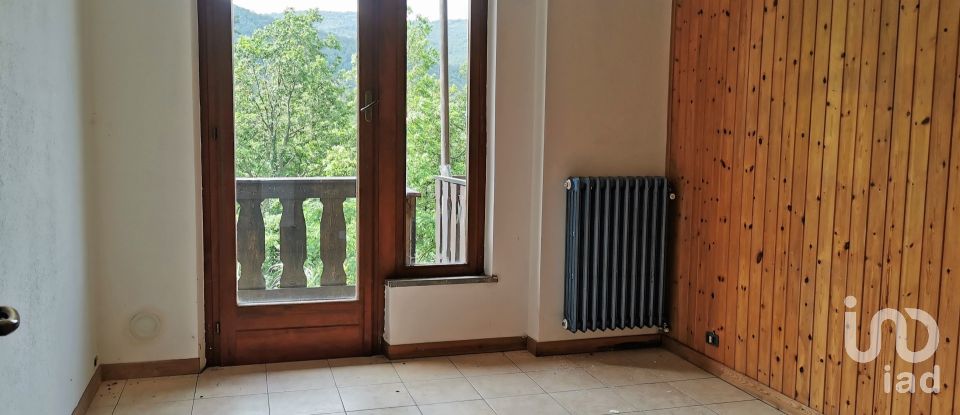 Casa indipendente / Villa 5 locali di 140 m² in Pontinvrea (17042)