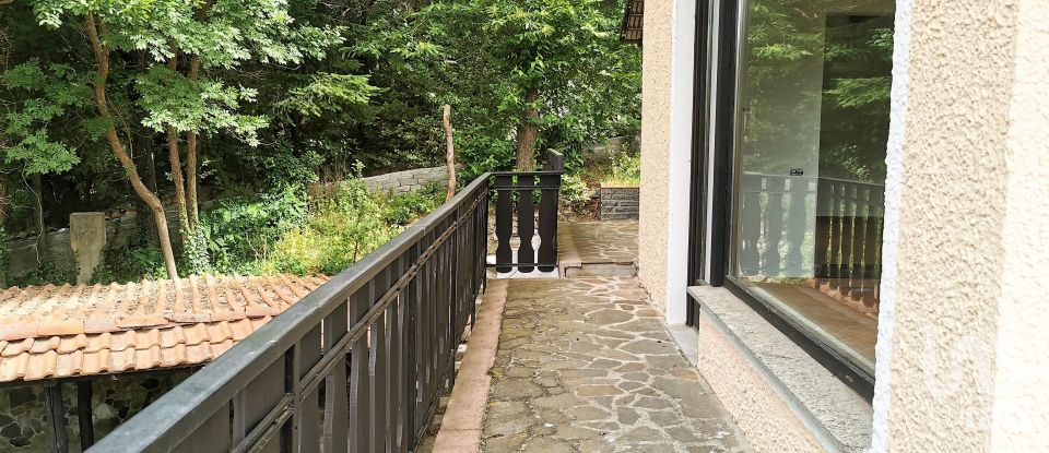 Casa indipendente / Villa 5 locali di 140 m² in Pontinvrea (17042)