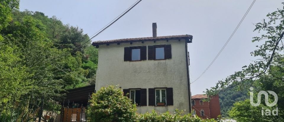 House 6 rooms of 220 m² in Savona (17100)