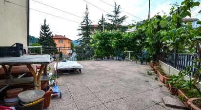 Town house 8 rooms of 200 sq m in Cengio (17056)