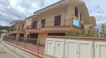 Immobile di prestigio 6 locali di 124 m² a Giulianova (64021)