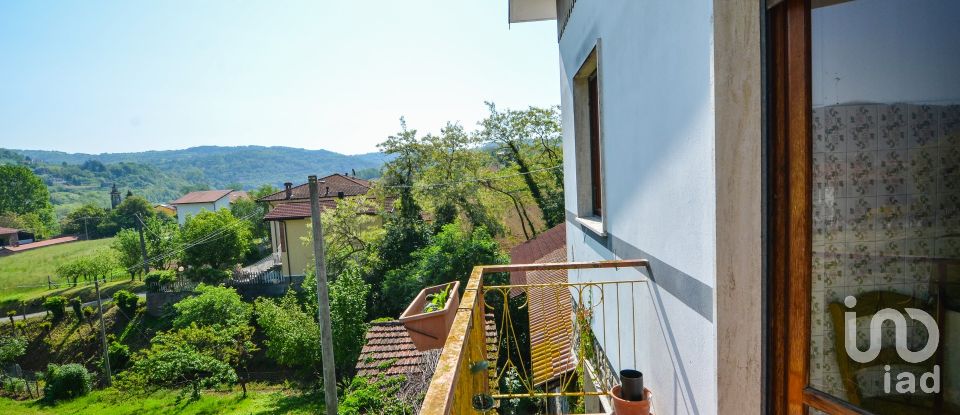 Town house 7 rooms of 250 m² in Saliceto (12079)