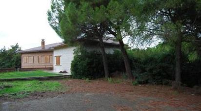 House/villa 27 rooms of 950 sq m in Ancona (60121)