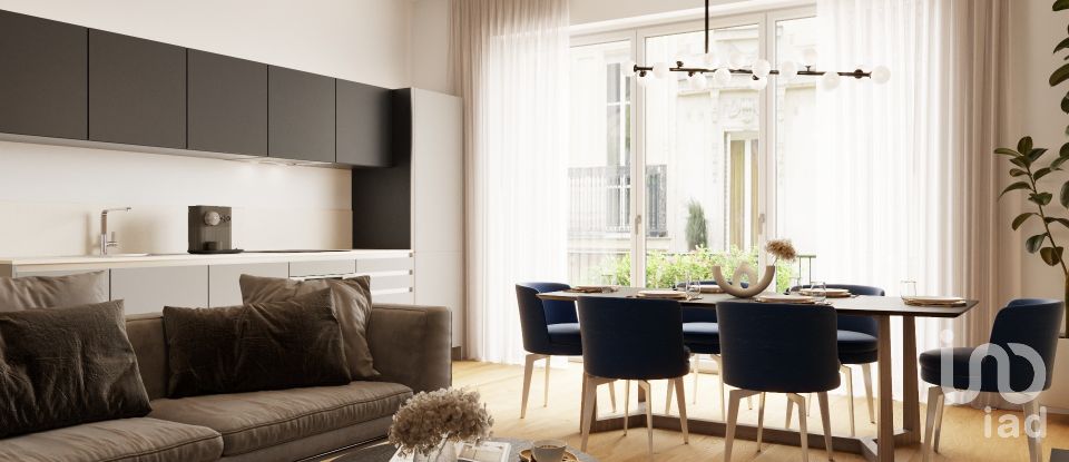 Three-room apartment of 130 m² in Torino (10128)