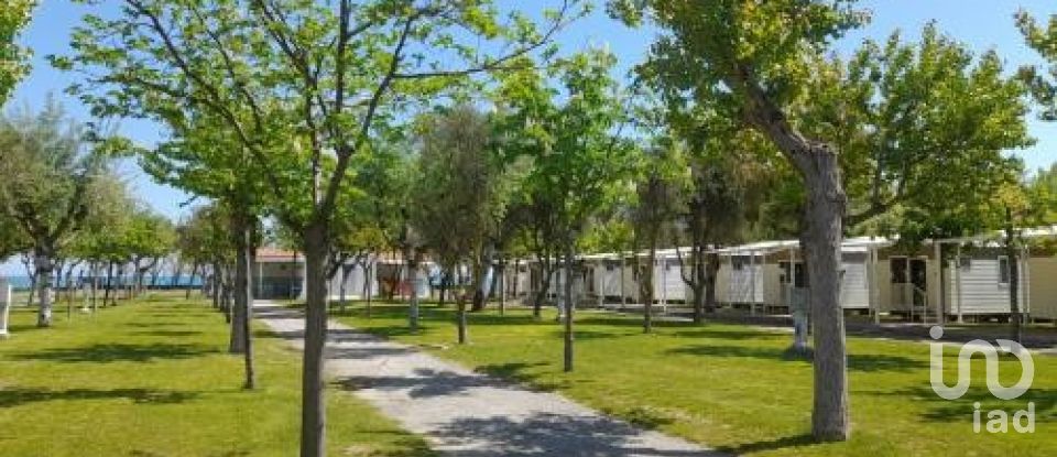 Camping of 9,000 m² in Roseto degli Abruzzi (64026)