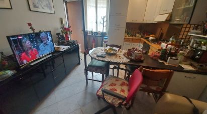 Apartment 5 rooms of 105 sq m in Alessandria (15121)