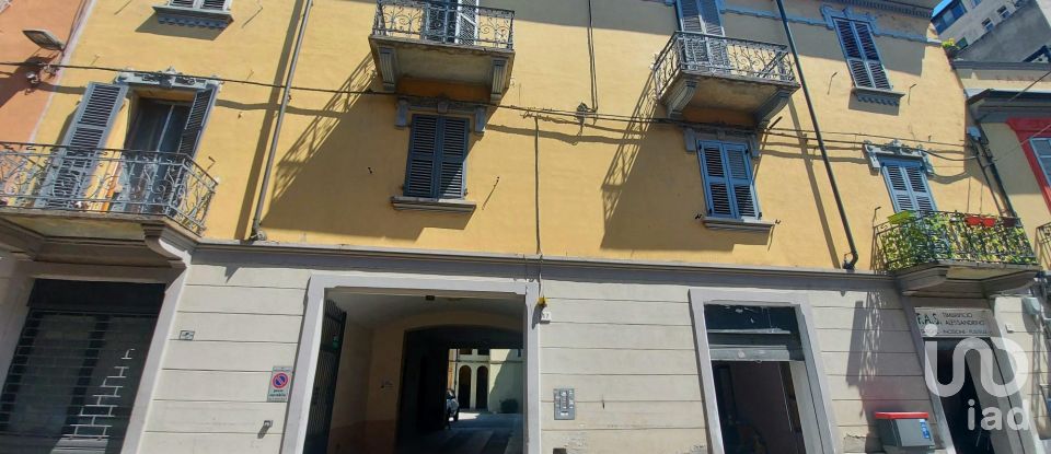 Apartment 5 rooms of 105 m² in Alessandria (15121)