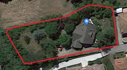 Villa Bifamiliare 18 locali di 300 m² in Cerreto d'Esi (60043)