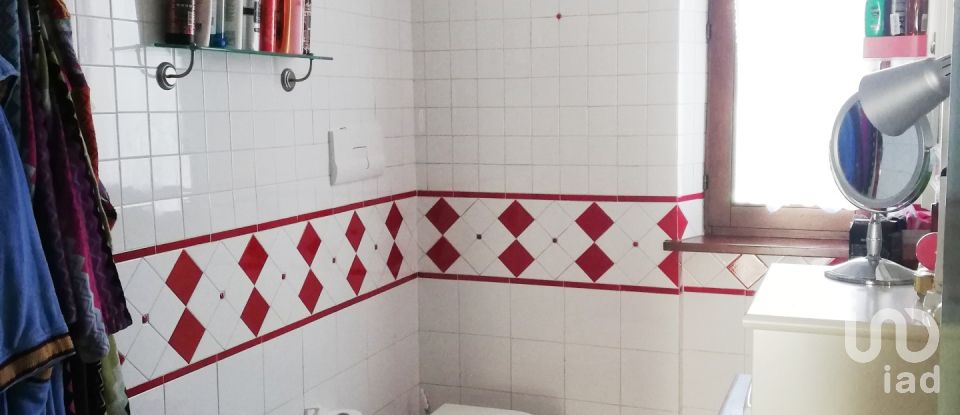 Villa Bifamiliare 18 locali di 300 m² in Cerreto d'Esi (60043)