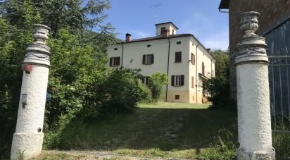 House/villa 13 rooms of 615 sq m in Prignano sulla Secchia (41048)