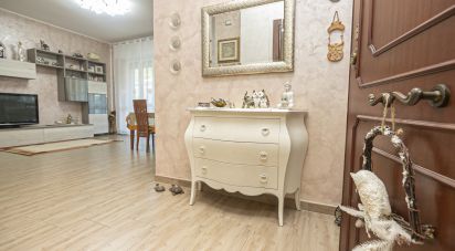 Appartamento 5 locali di 86 m² a Genova (16149)