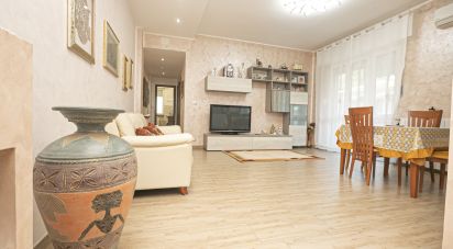 Apartment 5 rooms of 86 m² in Genova (16149)