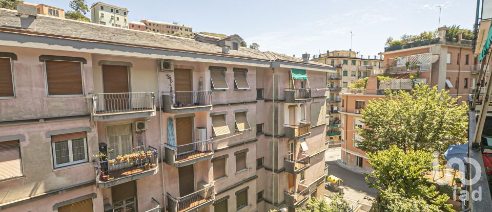 Apartment 5 rooms of 86 m² in Genova (16149)