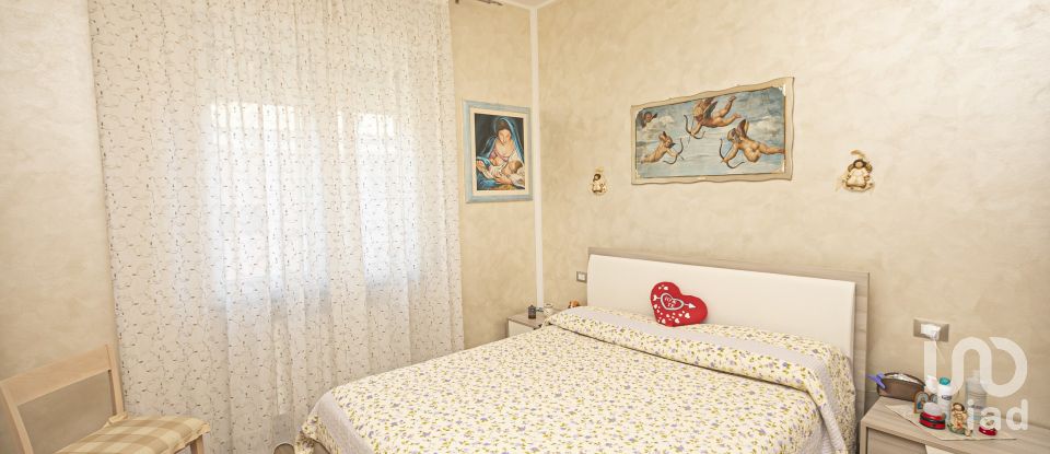 Apartment 5 rooms of 86 m² in Genova (16149)