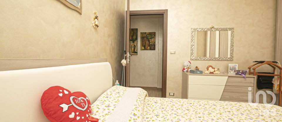 Appartamento 5 locali di 86 m² a Genova (16149)