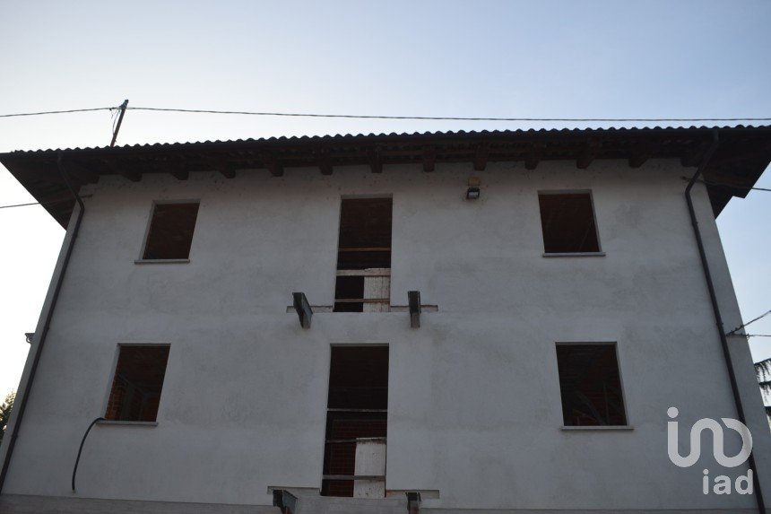 Casa 0 locali di 140 m² in Priocca (12040)