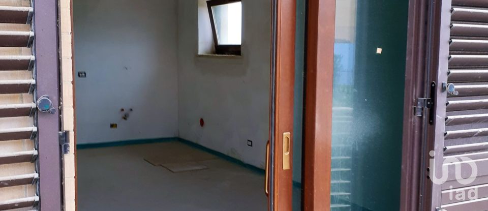 Apartment 6 rooms of 93 m² in Sant'Elpidio a Mare (63811)