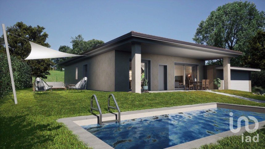 House 5 rooms of 240 m² in Casatenovo (23880)