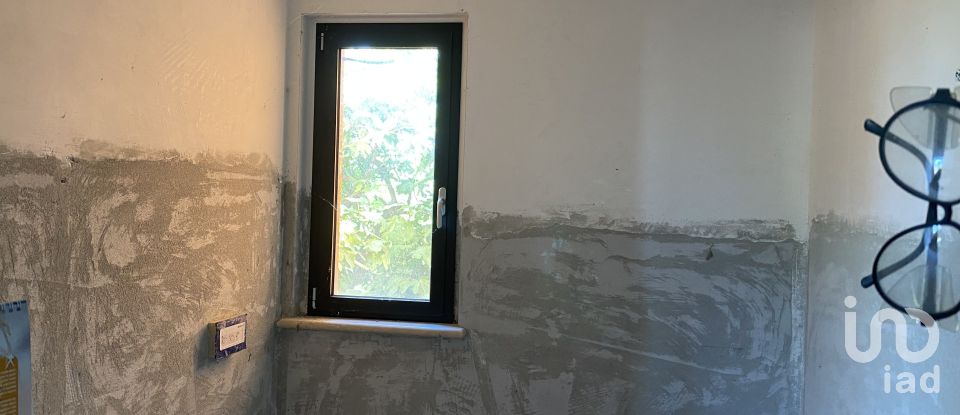 Casa indipendente / Villa 4 locali di 410 m² in Controguerra (64010)