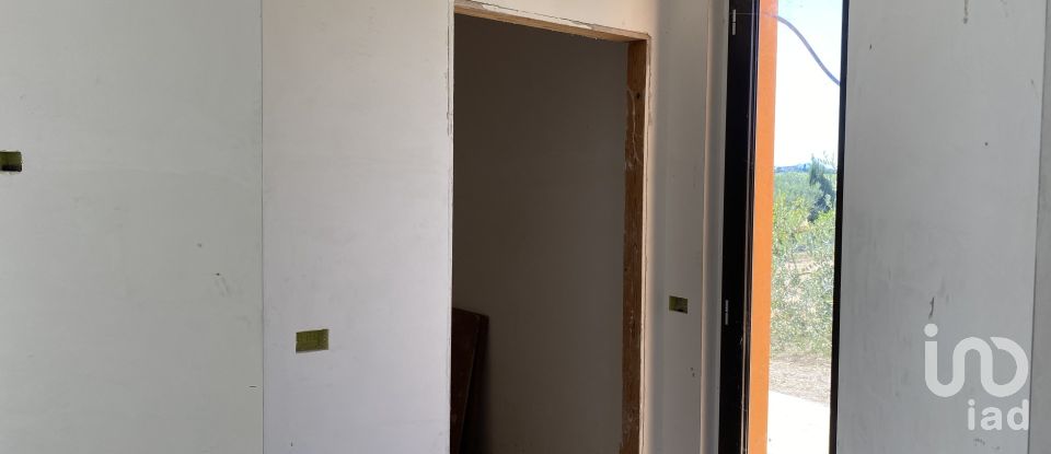 Casa indipendente / Villa 4 locali di 410 m² in Controguerra (64010)