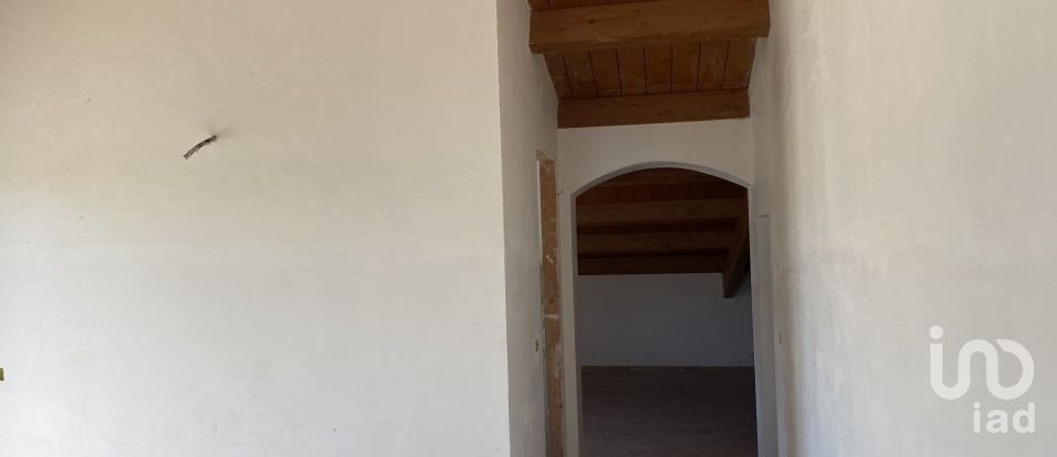 Casa indipendente / Villa 4 locali di 410 m² in Controguerra (64010)