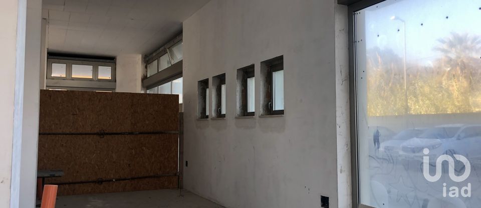 Negozio / locale commerciale di 73 m² in Grottammare (63066)